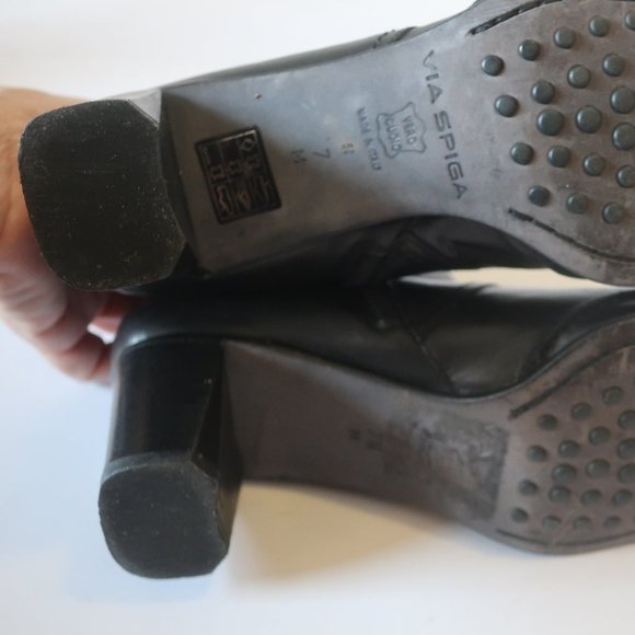 Womens Via Spiga Black Leather Ankle Zip Bootie L-Boot/7.5 R-Boot/7 * - Picture 6 of 9